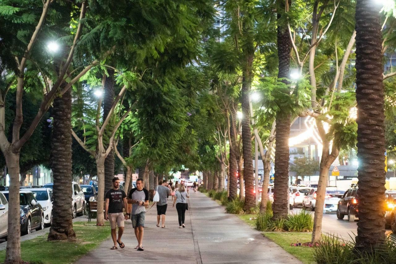The Spot Hostel เทลอาวีฟ ภายนอก รูปภาพ